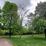 Le Jardin Des Ecureuils