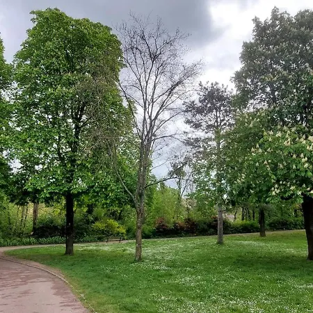 Le Jardin Des Ecureuils